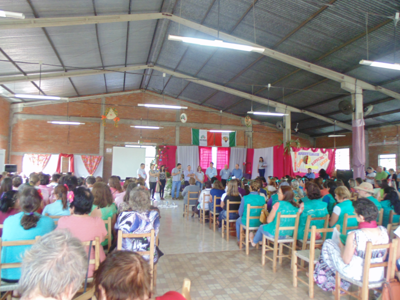 IV ENCONTRO REGIONAL DE MULHERES TRABALHADORAS RURAIS É REALIZADO EM SÃO MARTINHO